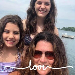 Meet your Posher, Christy